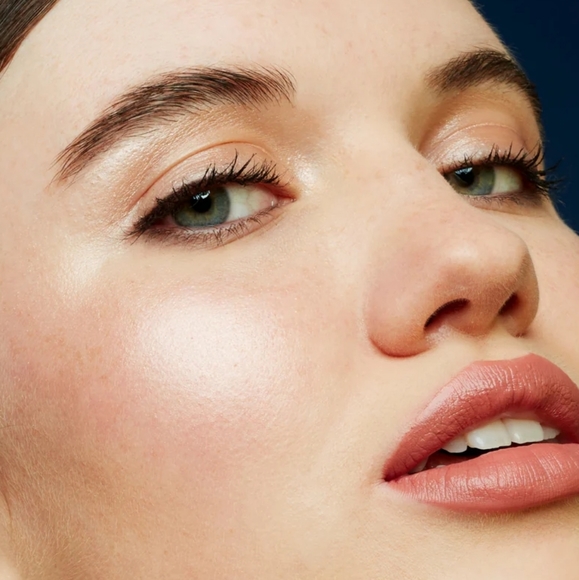 4/$25! ESTATE COSMETICS Cream Highlighter in Lunar - Picture 3 of 7